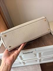 Fortok Tory Burch Eleanor pebbled satchel neutral color 21 x 32 x 12.8cm - 4