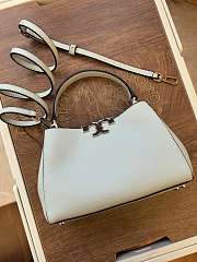 Fortok Tory Burch Eleanor pebbled mini satchel White 14 x 21 x 8cm - 2