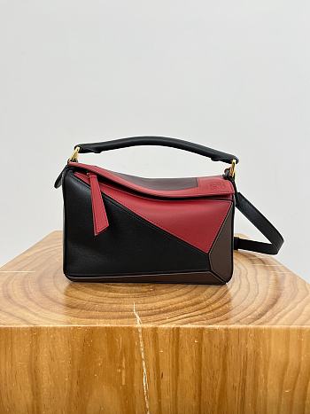 Fortok Loewe Puzzle bag Black and Red color-block design 24～16.5～10.5CM