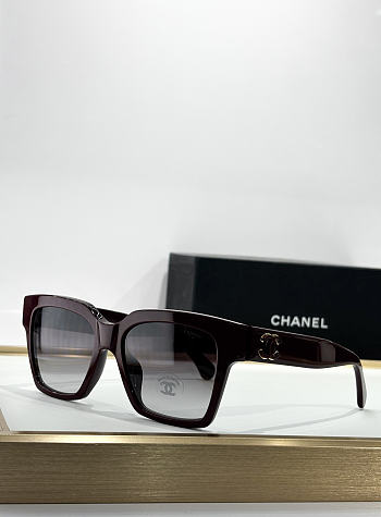 Fortok Chanel Sunglasses 5557 02