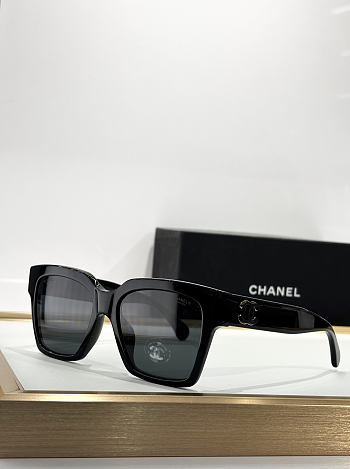Fortok Chanel Sunglasses 5557 03
