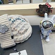 Fortok Moncler wool beanie in a cream  - 5