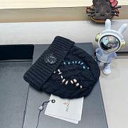 Fortok Moncler wool beanie in a Black  - 3