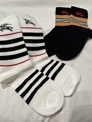 Fortok Burberry Icon Stripe intarsia ankle socks Black & White  - 4