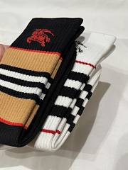 Fortok Burberry Icon Stripe intarsia ankle socks Black & White  - 3