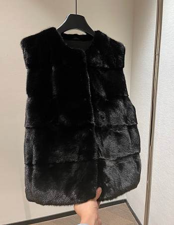 Fortok Fur Vest Jacket Black