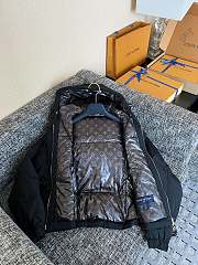Fortok Louis Vuitton Monogram Black Puffer jacket  - 5