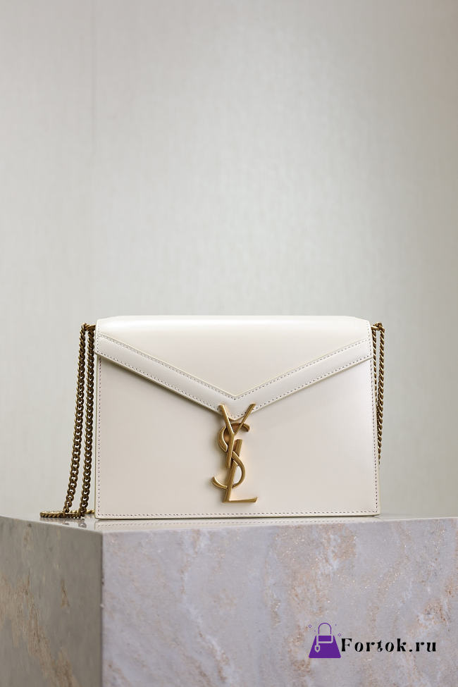 Fortok Saint Laurent Cassandra Chain Shoulder Bag White 22x16.5x5.5cm - 1