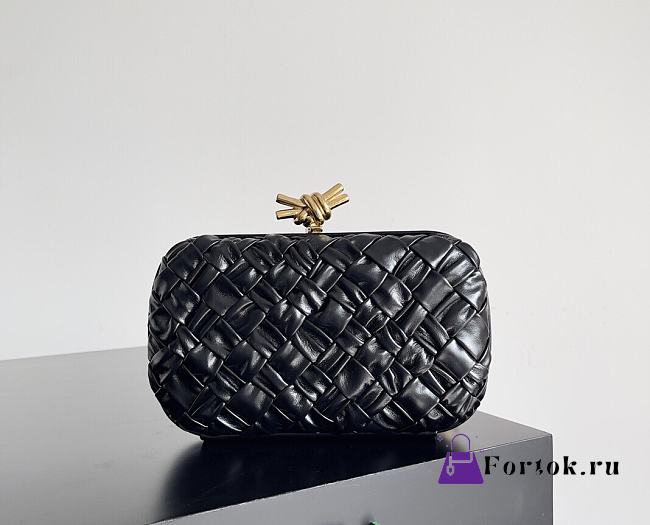 Fortok Bottega Veneta Knot clutch bag in a Black 20.5*6*12.5cm - 1