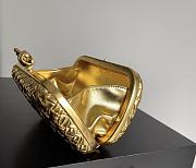 Fortok Bottega Veneta Knot clutch bag in a Gold 20.5*6*12.5cm - 5