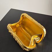 Fortok Bottega Veneta Knot clutch bag in a Gold 20.5*6*12.5cm - 4