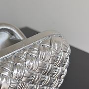 Fortok Bottega Veneta Knot clutch bag in a Silver 20.5*6*12.5cm - 2