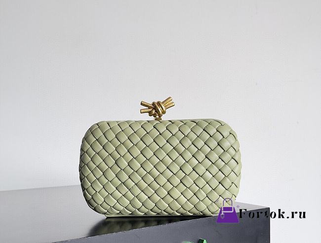 Fortok Bottega Veneta Knot clutch bag in travertine woven leather 20.5*6*12.5cm - 1