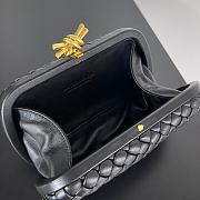 Fortok Bottega Veneta Knot clutch bag in Black woven leather 20.5*6*12.5cm - 2