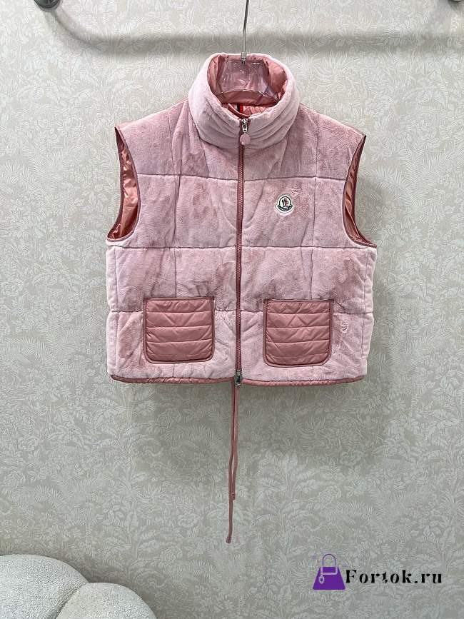 Fortok Moncler Arques down vest in pink  - 1