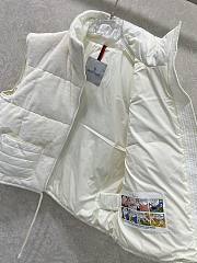 Fortok Moncler Arques down vest in White - 5