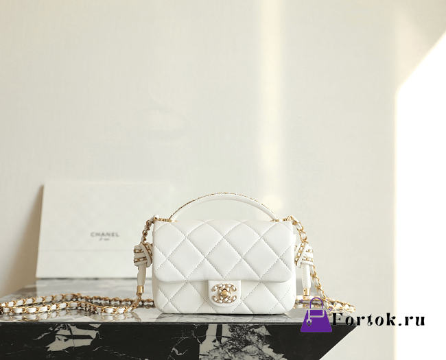 Fortok Chanel mini top handle flap bag White 18x12x6cm - 1