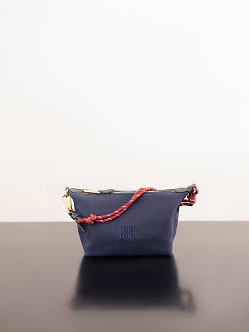 Fortok Miu Miu navy blue gabardine pouch 18.5*14*10cm