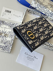 Fortok Christian Dior 30 Montaigne Passport Holder in blue 10 x 13.3cm - 5
