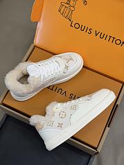 Fortok Louis Vuitton Stadium Sneaker With Fur in Beige - 2
