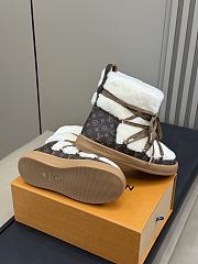 Fortok Louis Vuitton LV Cloud Lace-Up Ankle Boot sneaker in beige shearling - 2