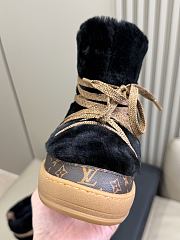 Fortok Louis Vuitton LV Cloud Lace-Up Ankle Boot sneaker in Black shearling - 3