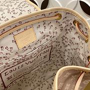 Fortok Louis Vuitton Montsouris PM backpack 28 × 30 × 18 cm - 5