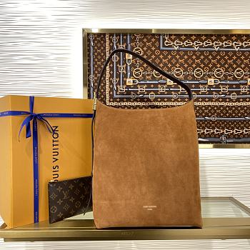 Fortok Louis Vuitton Low Key Hobo MM 31 × 35 × 18 cm