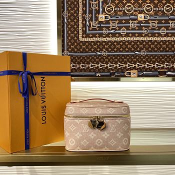 Fortok Louis Vuitton Nice Mini vanity case 20 x 13.5 x 12 cm