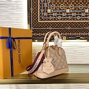 Fortok Louis Vuitton Alma BB Travels With Grace Coddington 23.5 x 17.5 x 11.5 cm - 4