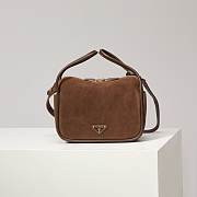 Fortok Prada Suede Darling 2024 brown shoulder bag 25x18x10cm - 1