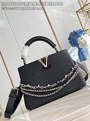Fortok Louis Vuitton Capucines bag in Black Taurillon Silver Hardware 27 x 17.3 x 9cm - 1