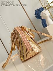 Fortok Louis Vuitton Monogram Miroir Alma handbag Gold 17.5 x 11.5 x 23.5cm - 2