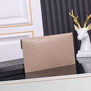 Fortok Saint Laurrent Ysl Uptown Pouch In Crocodile Embossed Beige  27×16×2cm - 3