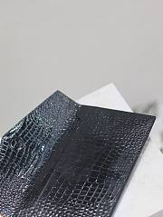 Fortok Saint Laurrent Ysl Uptown Pouch In Crocodile Embossed Black 27×16×2cm - 3