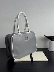 Fortok Miu Miu Soft Calf Softy Beau Top Handle Grey 34×23×10cm - 3