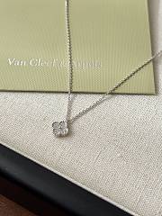 Fortok Van Cleef & Arpels Sweet Alhambra pendant Silver Crystal - 3