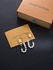 Fortok Louis Vuitton Pearl Lock Earrings - 2