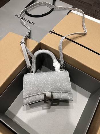 Fortok Balenciaga Hourglass top-handle bag in silver glitter 19x8x21cm