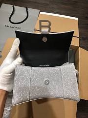 Fortok Balenciaga Hourglass top-handle bag in silver glitter 19x8x21cm - 2