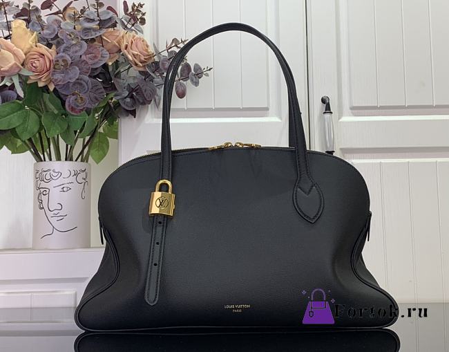 Fortok Louis Vuitton Sac Low Key Duffle Tote Black 43.5 x 26.5 x 14.5 cm - 1