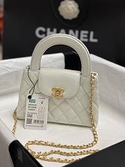 Fortok Chanel Kelly Mini White 19cm - 1