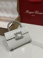 Fortok Roger Vivier Jewel Efflorescence Mini White 19*13*4cm  - 1