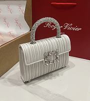 Fortok Roger Vivier Jewel Efflorescence Mini White 19*13*4cm  - 3