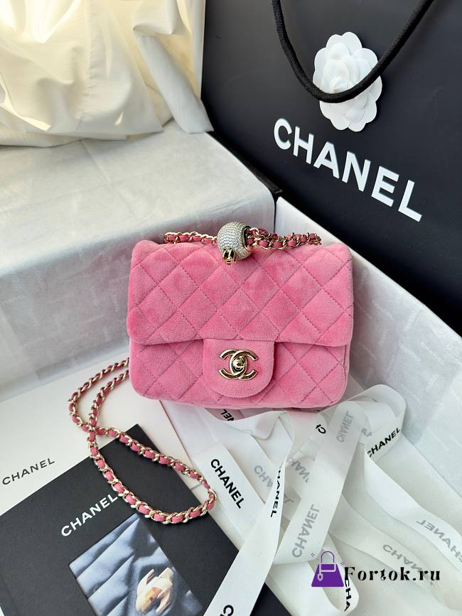 Fortok Chanel Mini Pearl Crush Flap bag pink velvet 18cm - 1