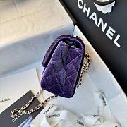 Fortok Chanel Mini Pearl Crush Flap bag Purple velvet 18cm - 5