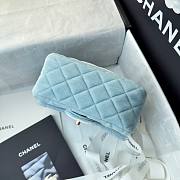 Fortok Chanel Mini Pearl Crush Flap bag Blue velvet 18cm - 5