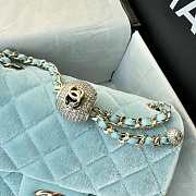 Fortok Chanel Mini Pearl Crush Flap bag Blue velvet 18cm - 2
