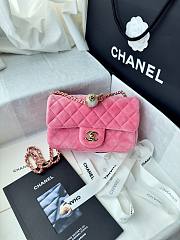 Fortok Chanel Pearl Crush Flap bag pink velvet 20cm - 1