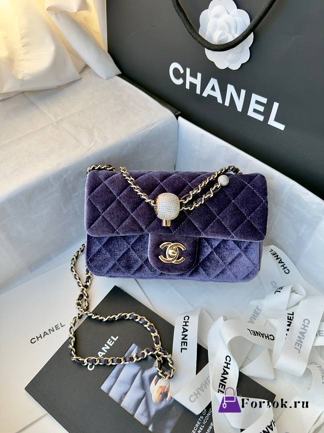 Fortok Chanel Pearl Crush Flap bag Purple velvet 20cm - 1